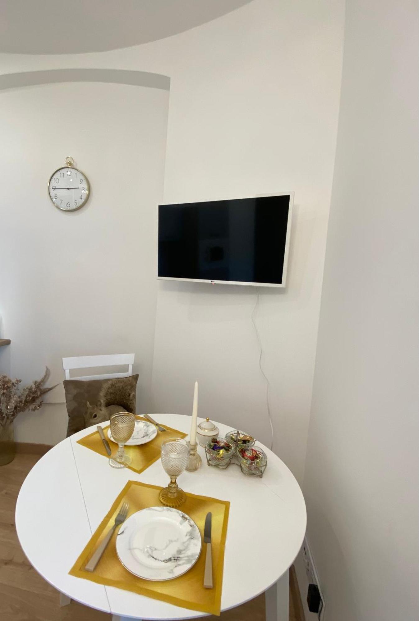 Golden Rush Apartamento Riga Exterior foto