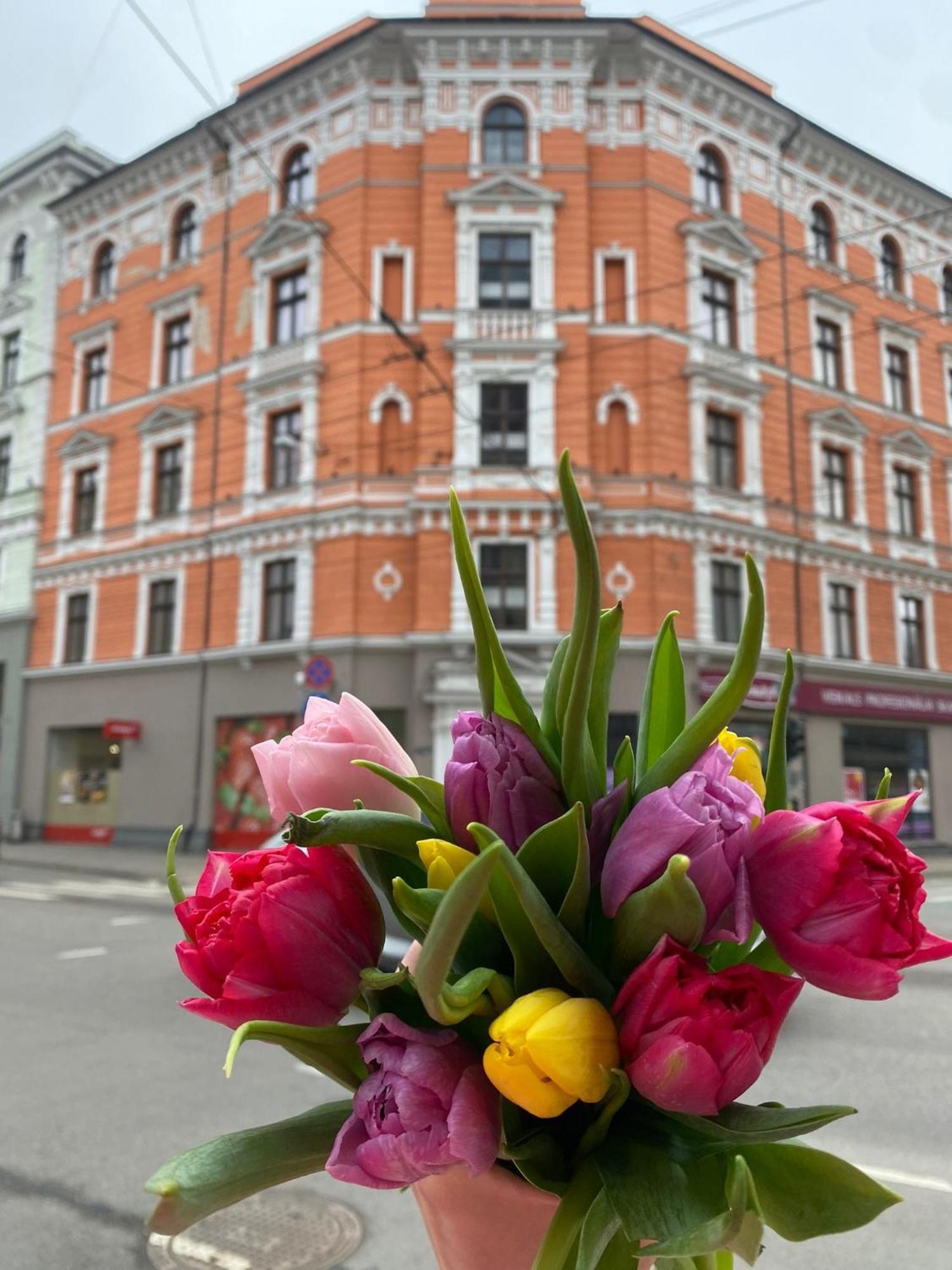 Golden Rush Apartamento Riga Exterior foto